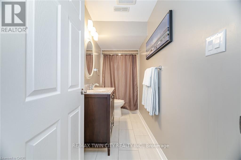 387 Gravel Ridge Trail Property Photo 42