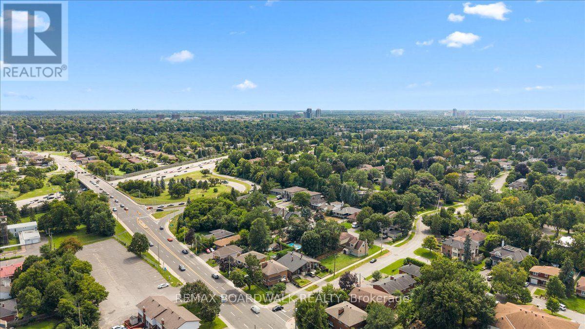 1864 Lenester Avenue W Property Photo 40