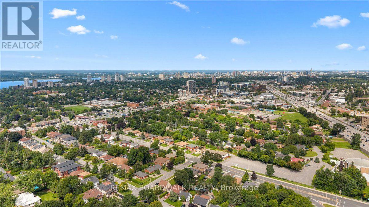 1864 Lenester Avenue W Property Photo 43