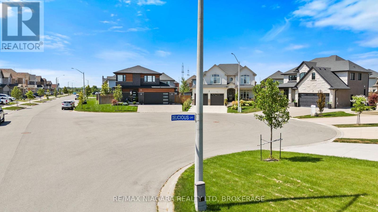 3 Delicious Court Property Photo 2