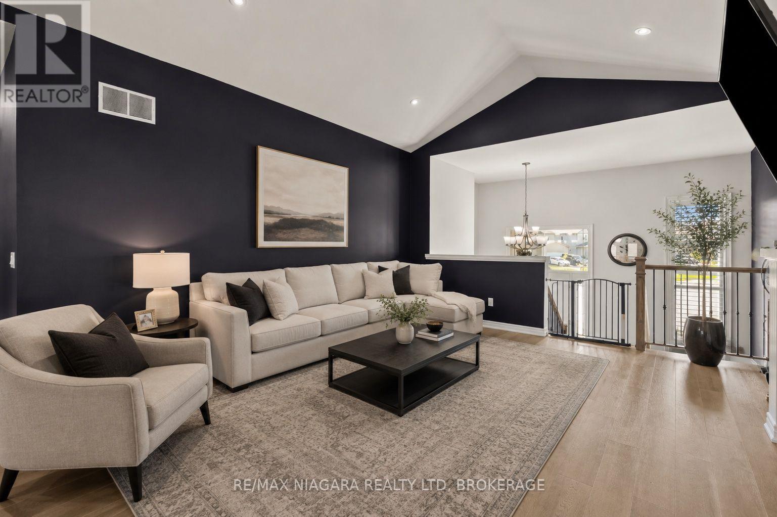 3 Delicious Court Property Photo 14