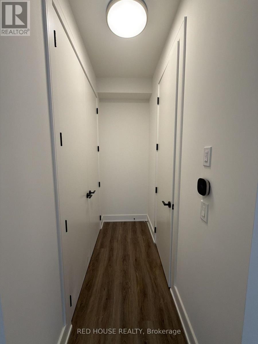 73 Everett Common Property Photo 12