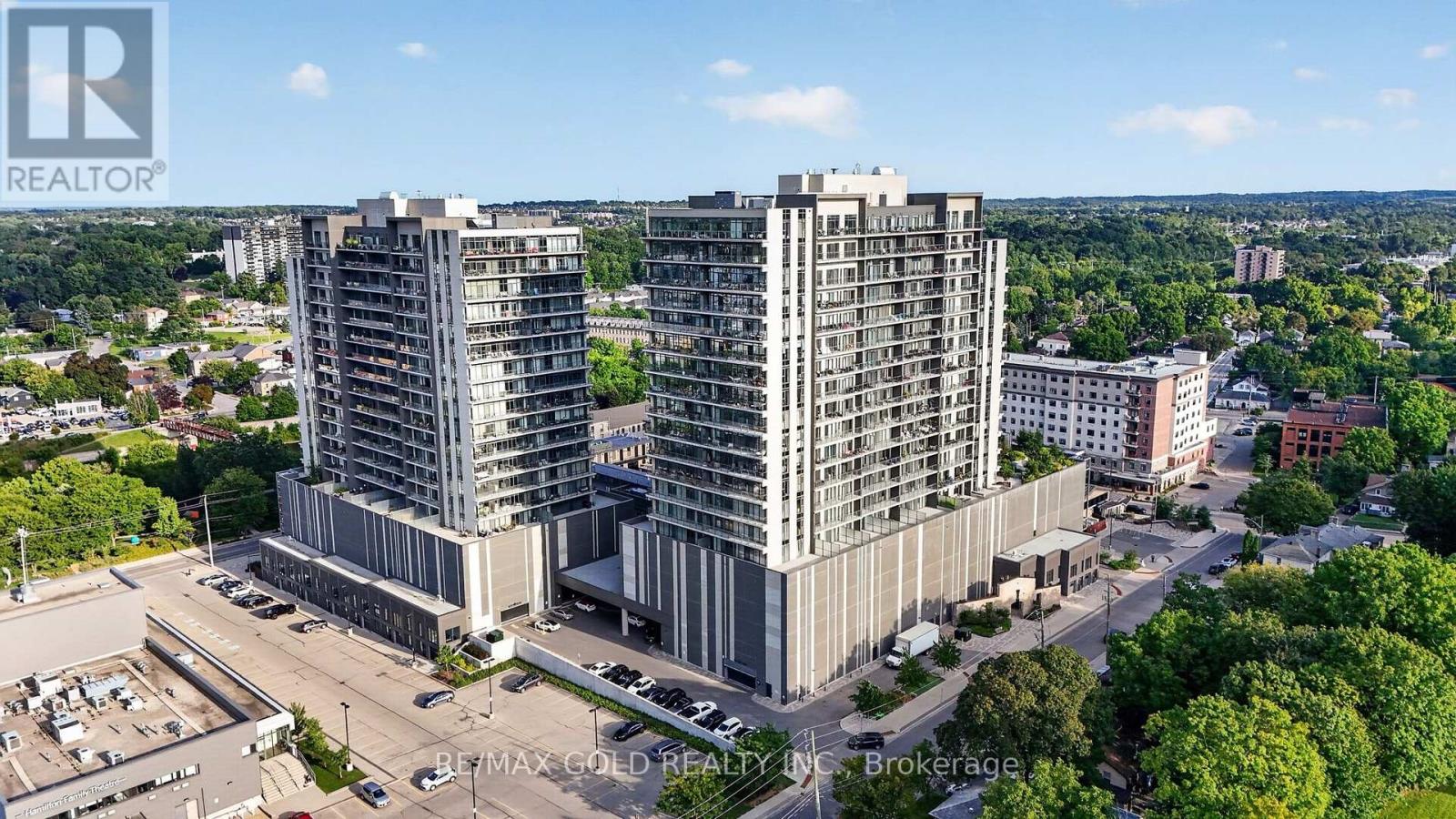 1310 - 15 Glebe Street Property Photo 2