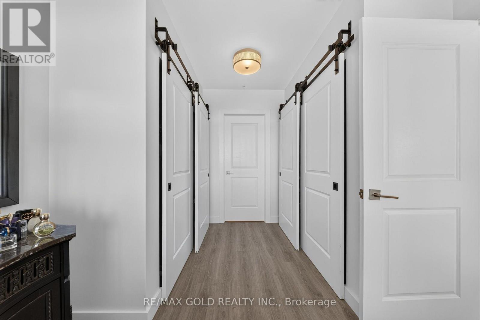 1310 - 15 Glebe Street Property Photo 28