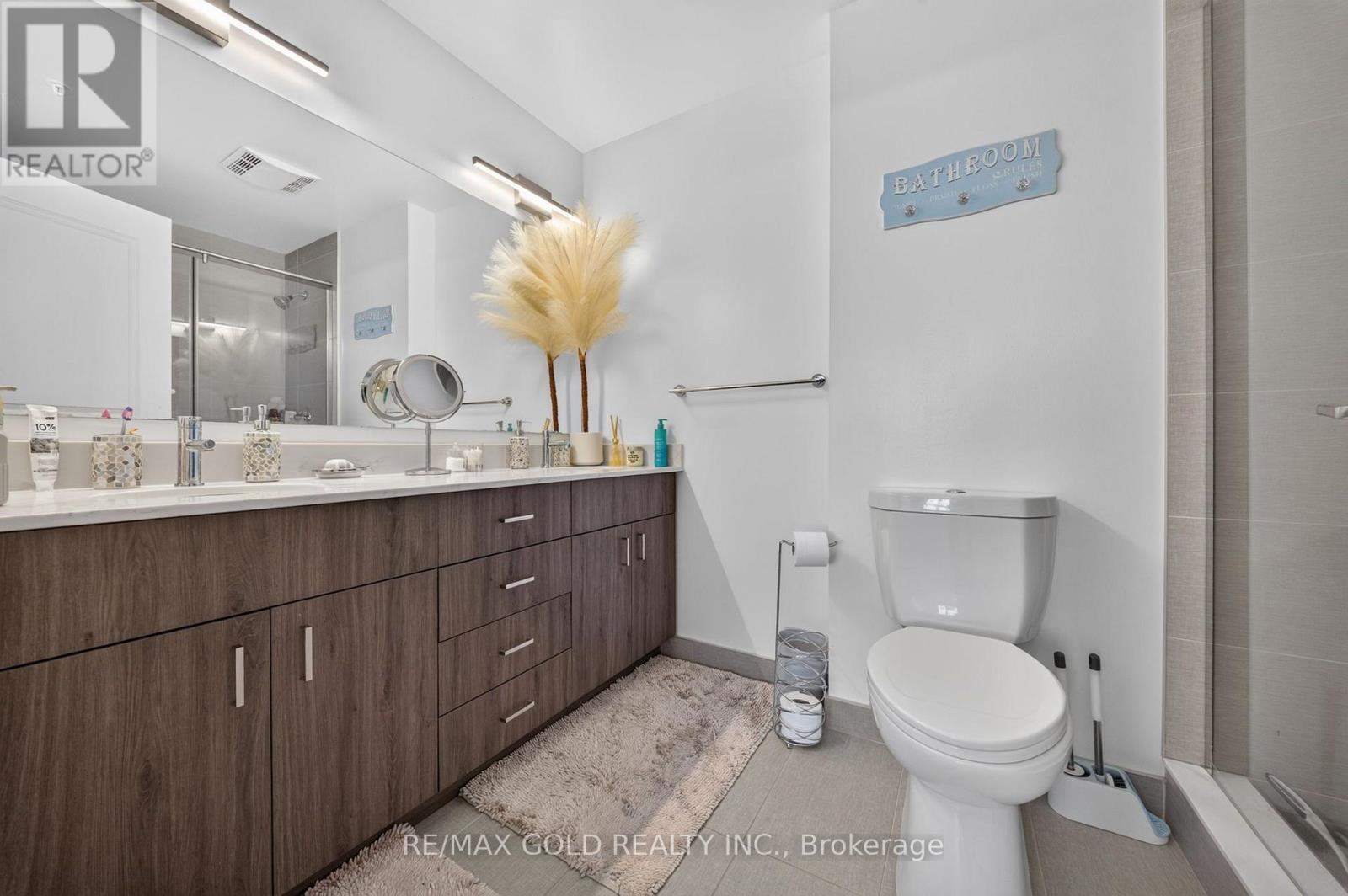 1310 - 15 Glebe Street Property Photo 29