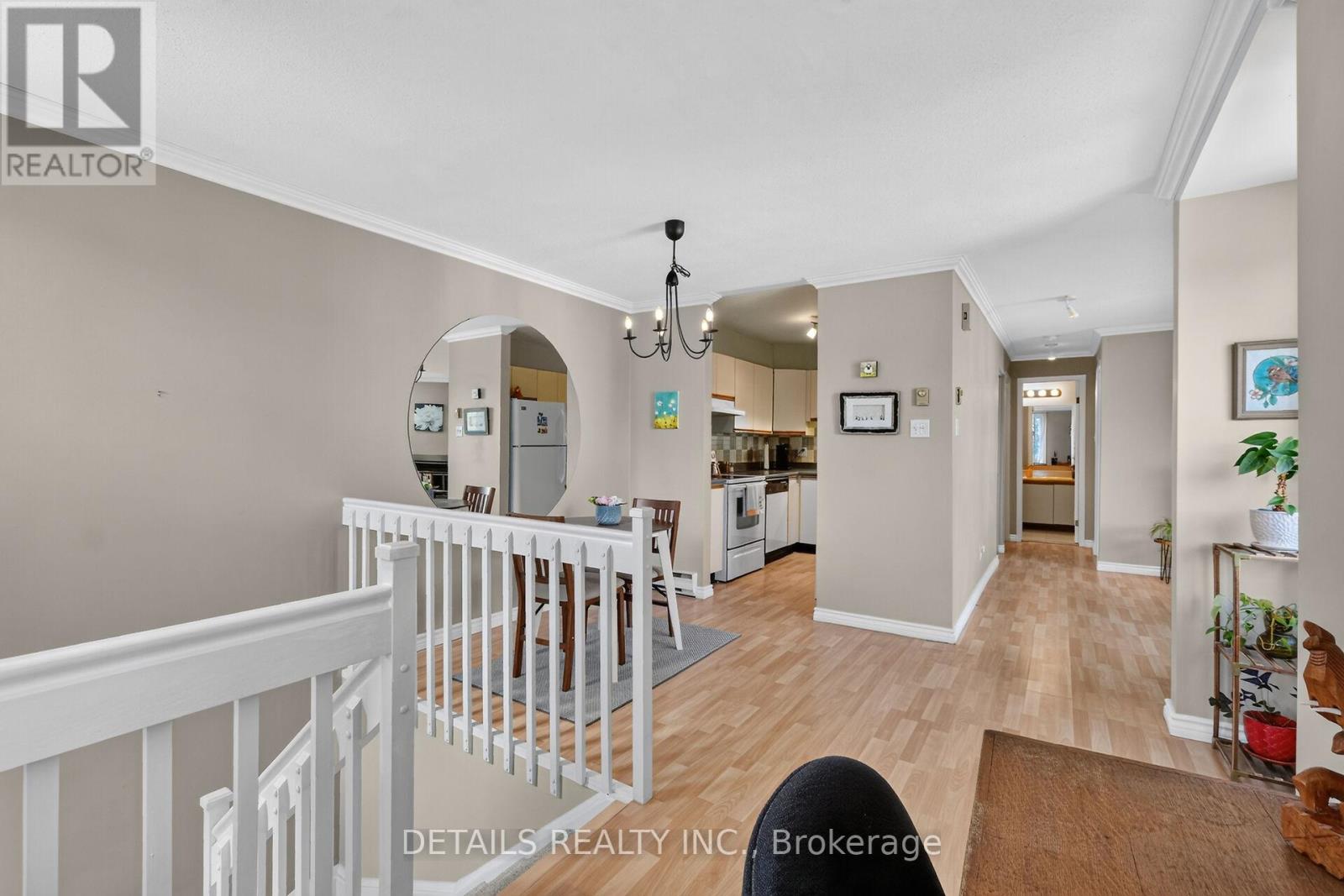7 - 1 Stonebank Crescent Property Photo 10