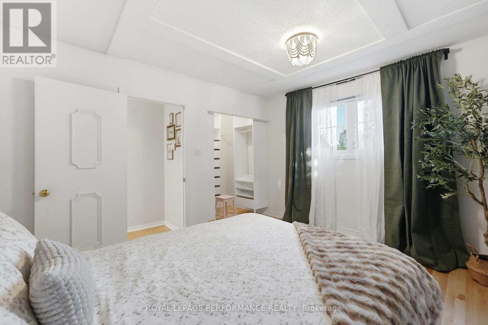 3149 Southmore Drive E Property Photo 18
