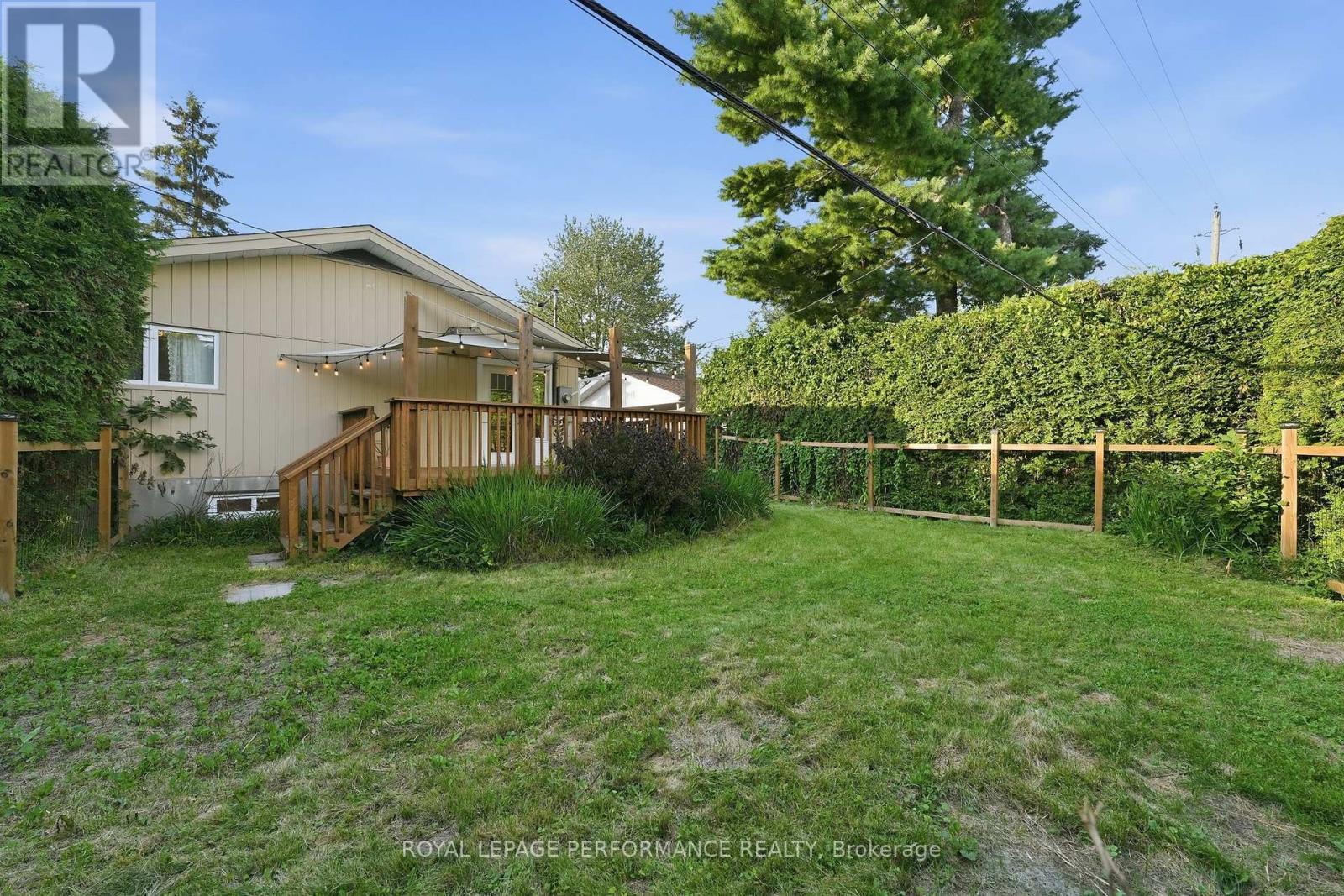 3149 Southmore Drive E Property Photo 31