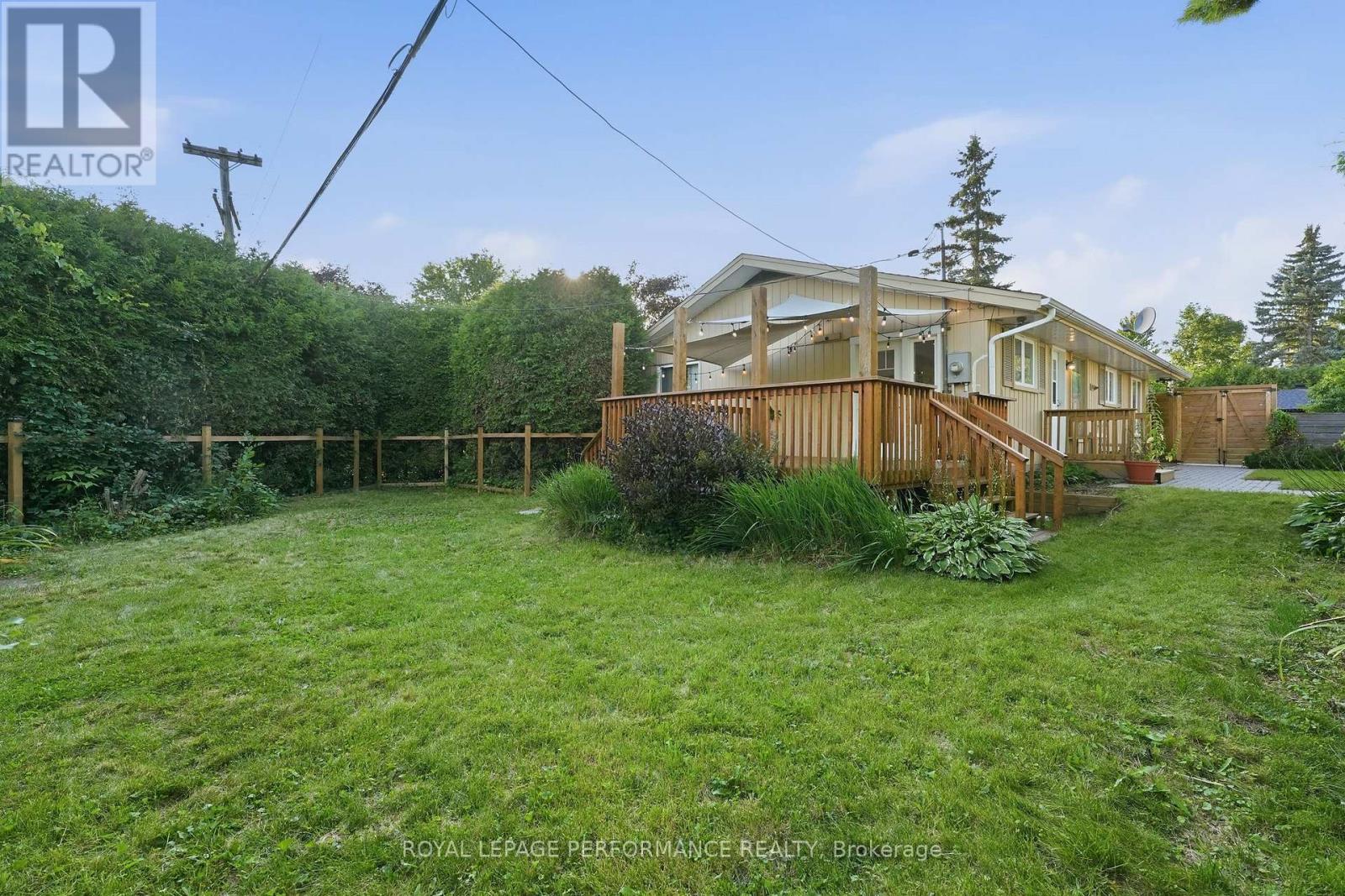 3149 Southmore Drive E Property Photo 35