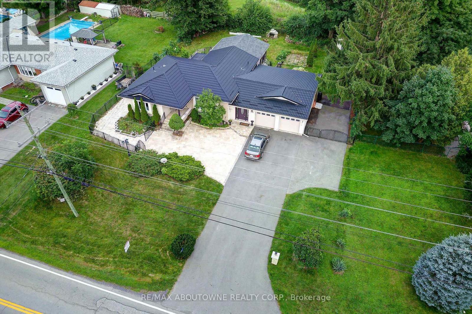 178 Carlisle Road Property Photo 1