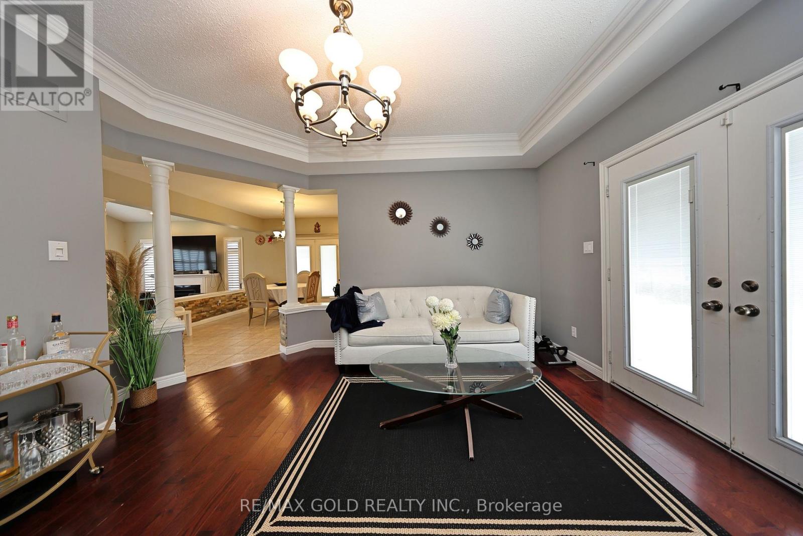 117 Delarmbro Drive Property Photo 10