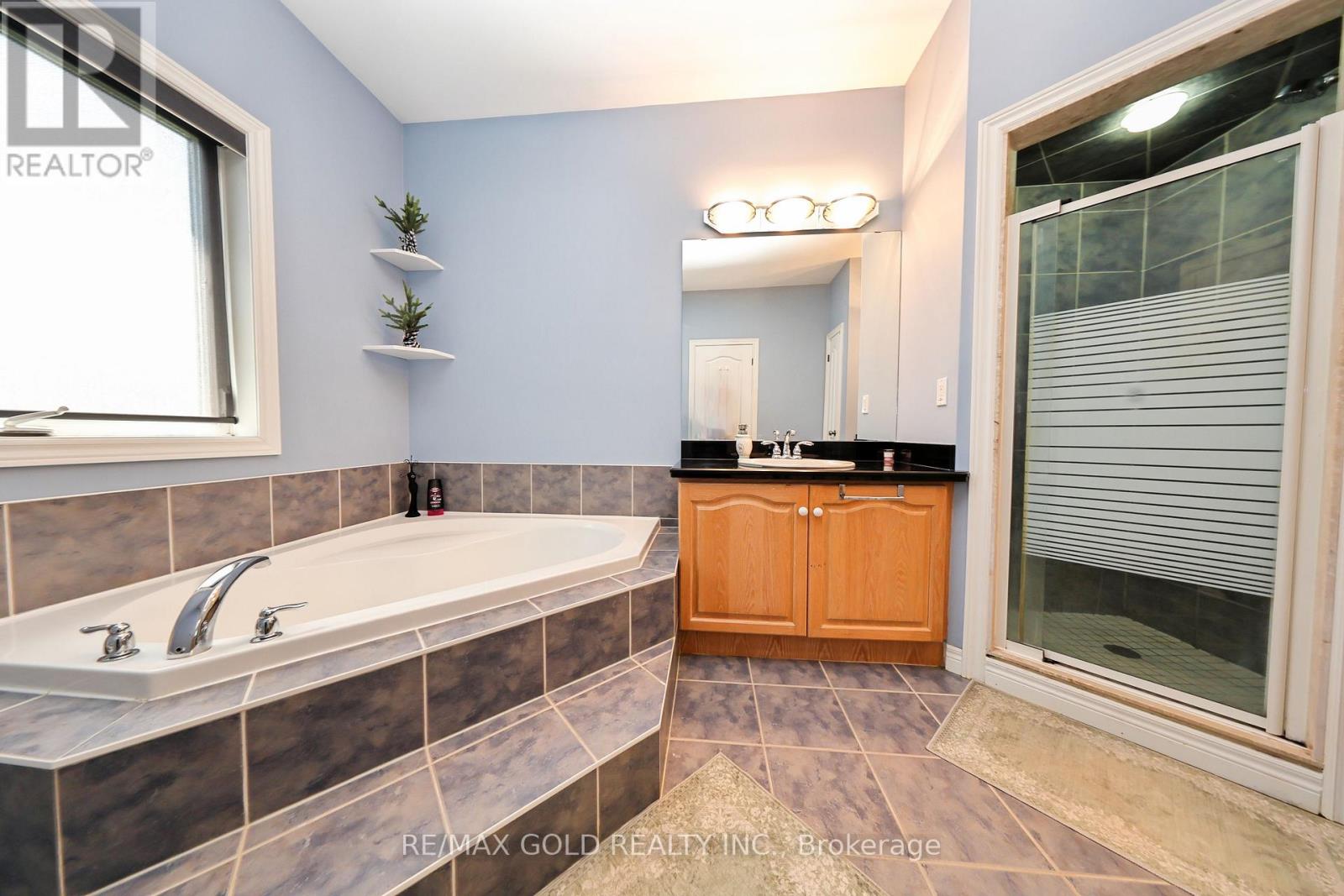 117 Delarmbro Drive Property Photo 14
