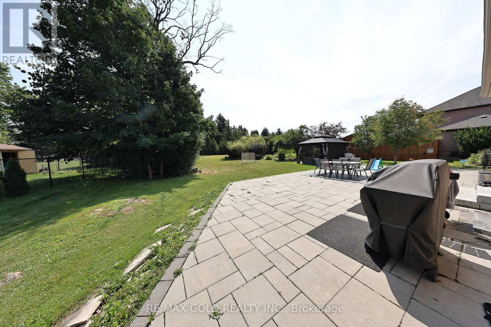 117 Delarmbro Drive Property Photo 28