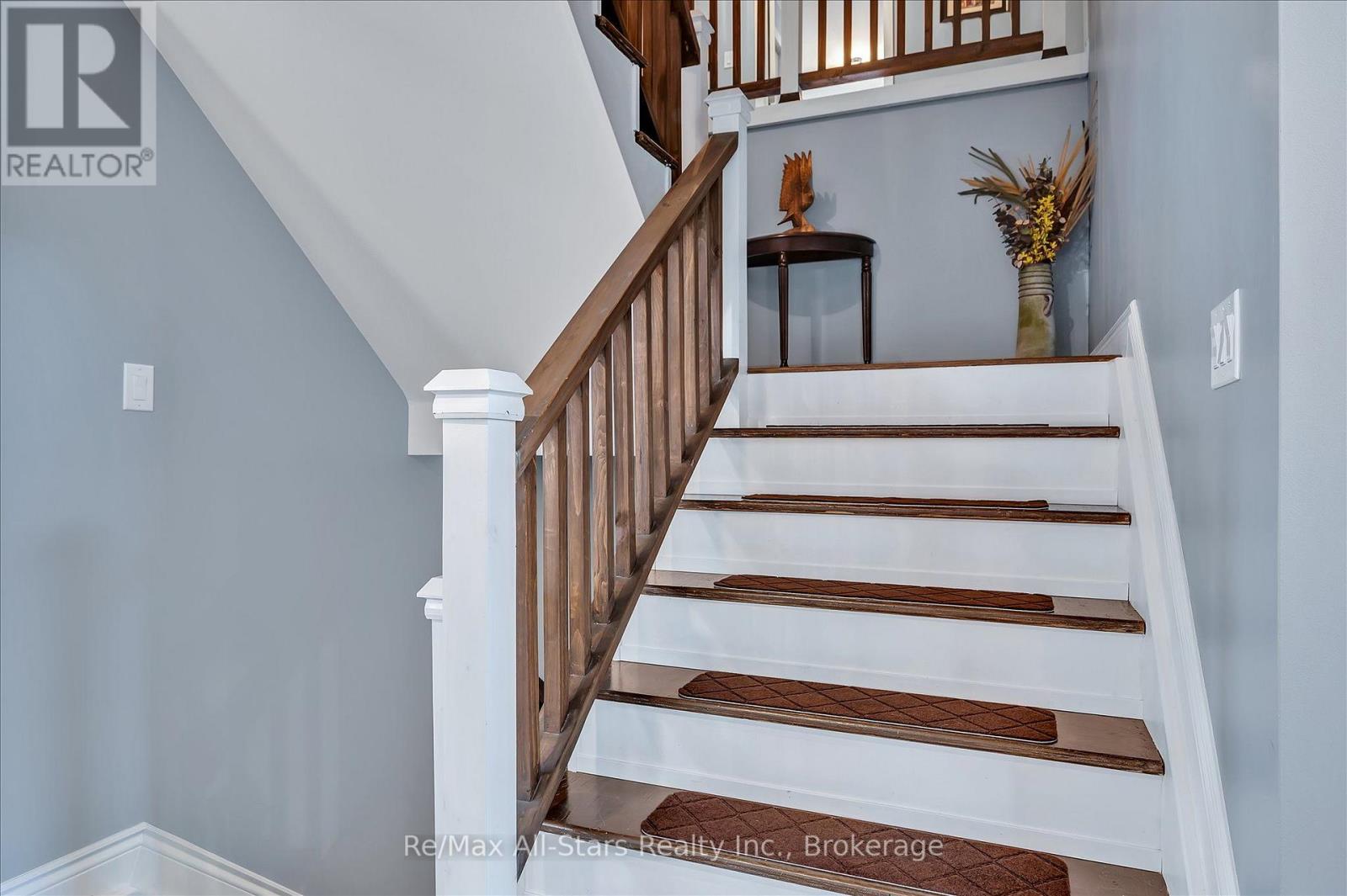 299 Barry Road Property Photo 28