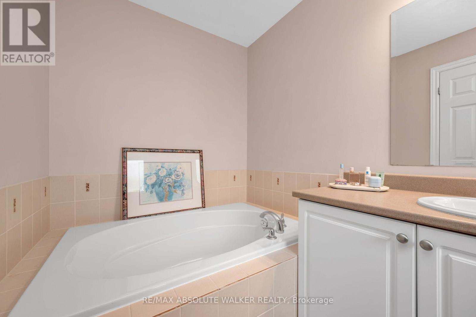 446 Goldenbrook Way Property Photo 32