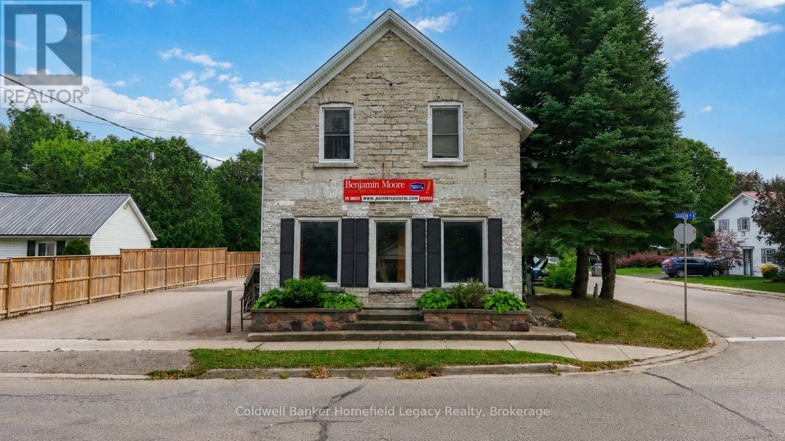 450 Queen Street E Property Photo 1