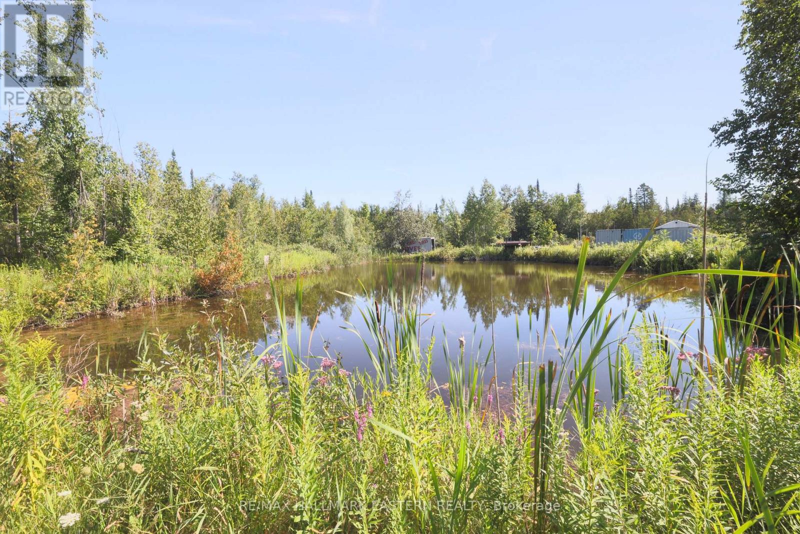 1738 8th Line Property Photo 6