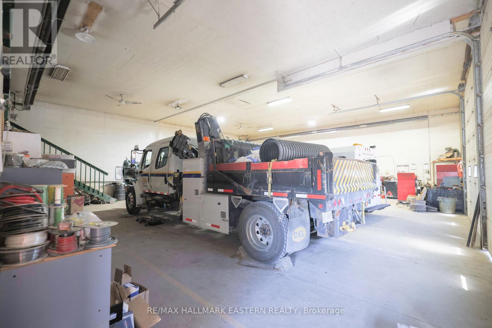 1738 8th Line Property Photo 9