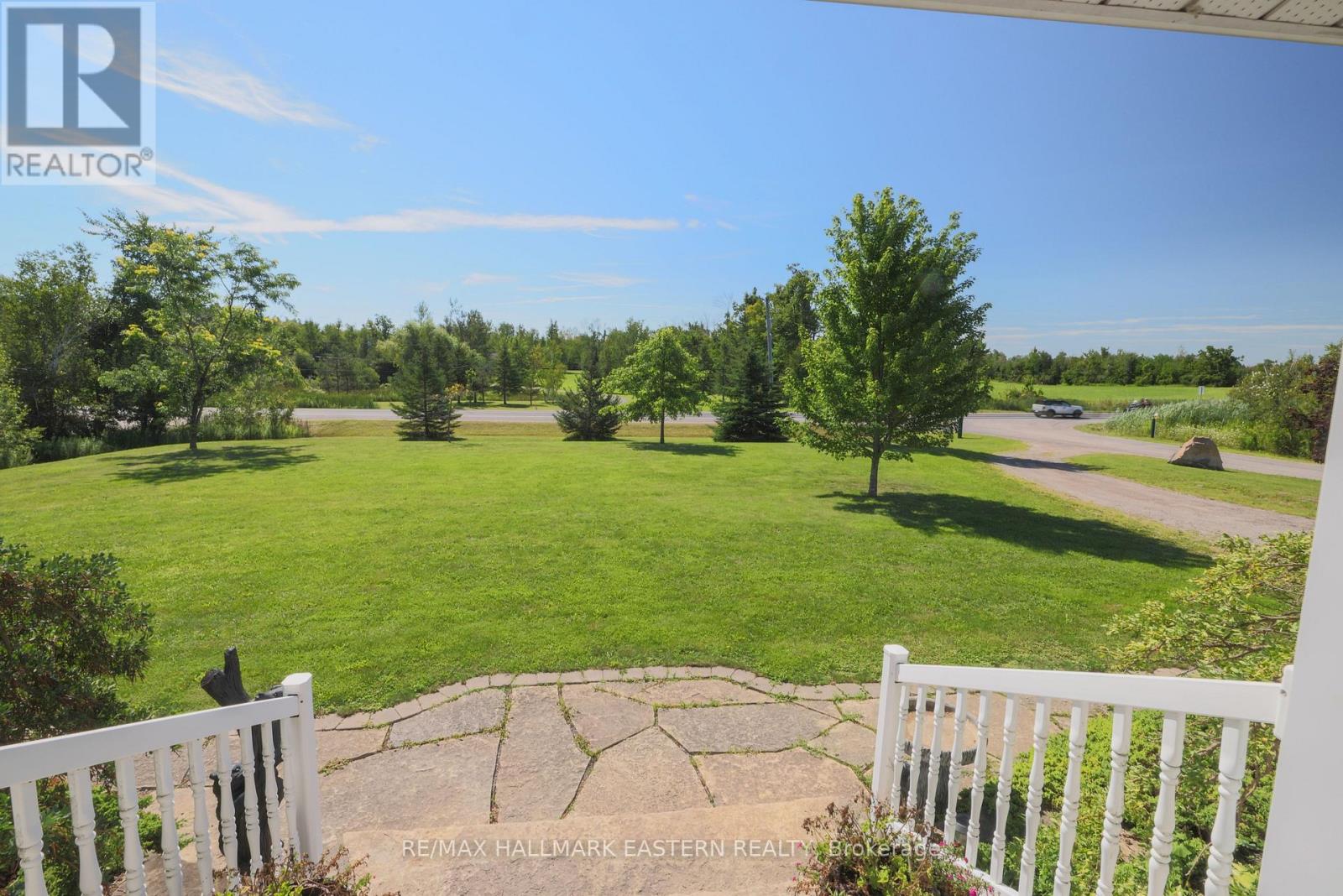 1738 8th Line Property Photo 19