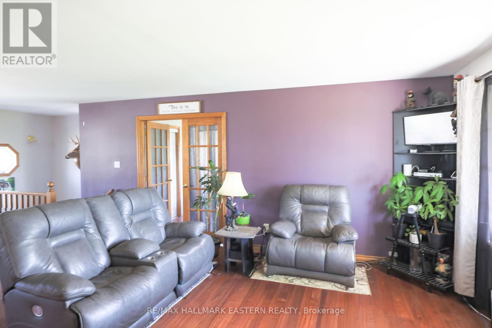 1738 8th Line Property Photo 20