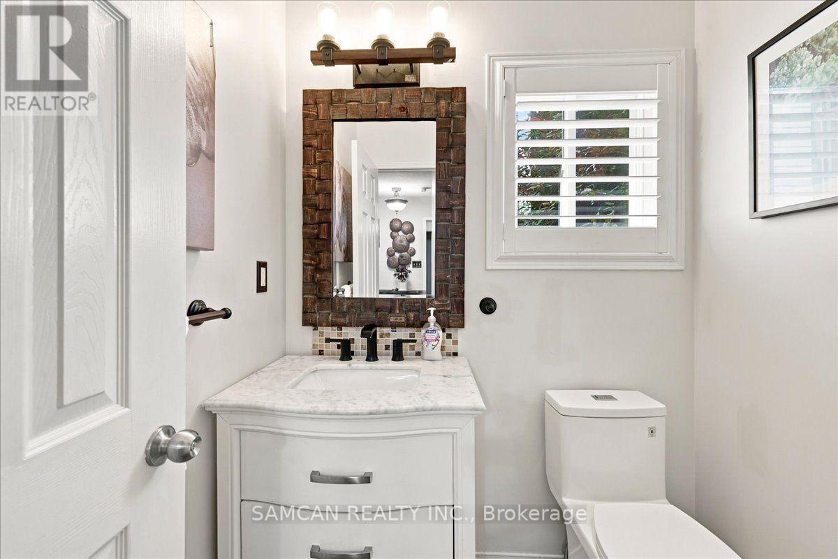 12 Hollinrake Avenue Property Photo 8