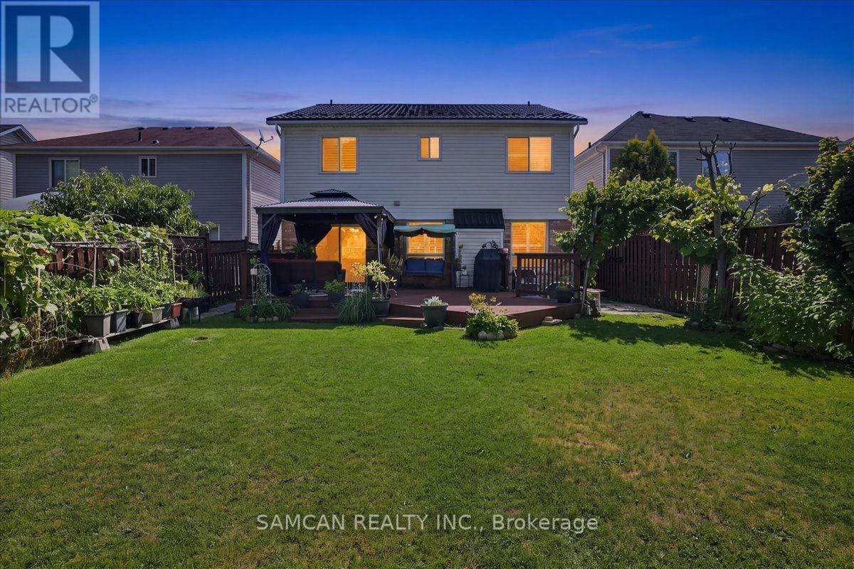 12 Hollinrake Avenue Property Photo 26