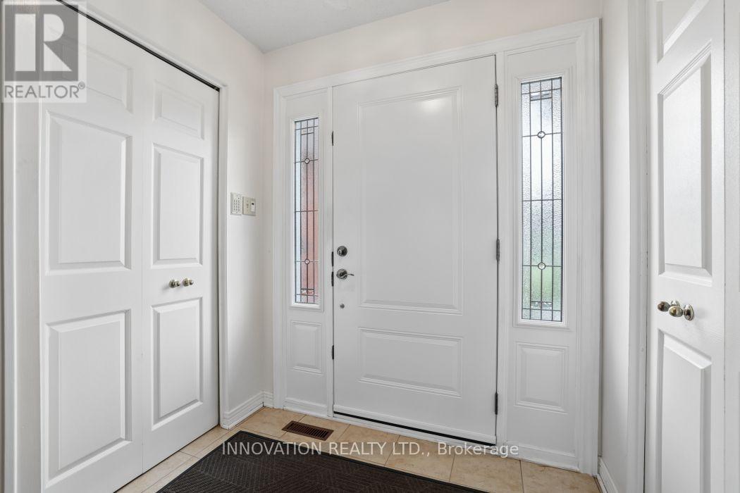64 Thare Crescent Property Photo 4