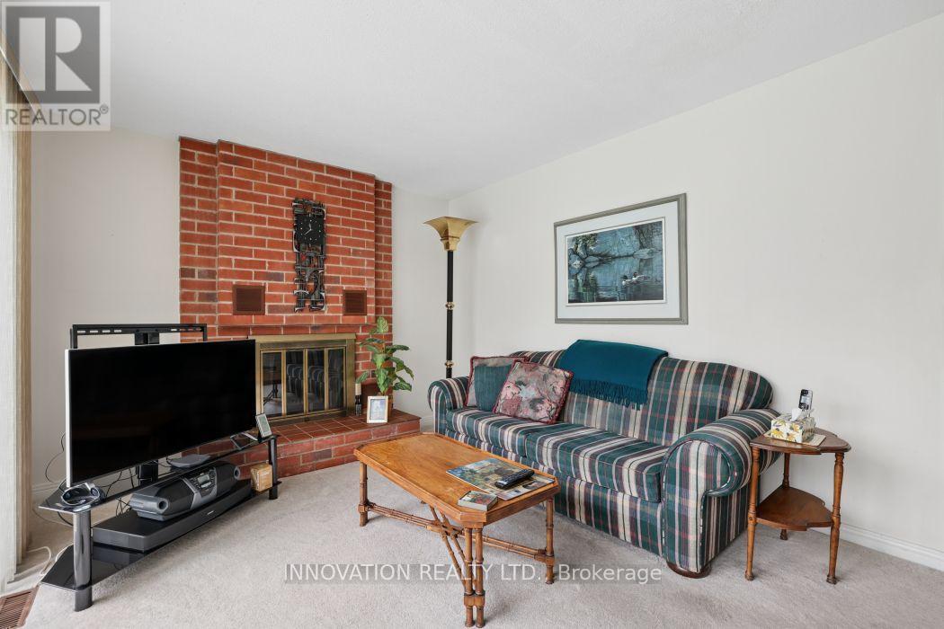 64 Thare Crescent Property Photo 12