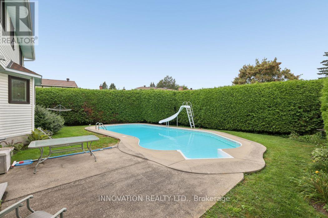 64 Thare Crescent Property Photo 32
