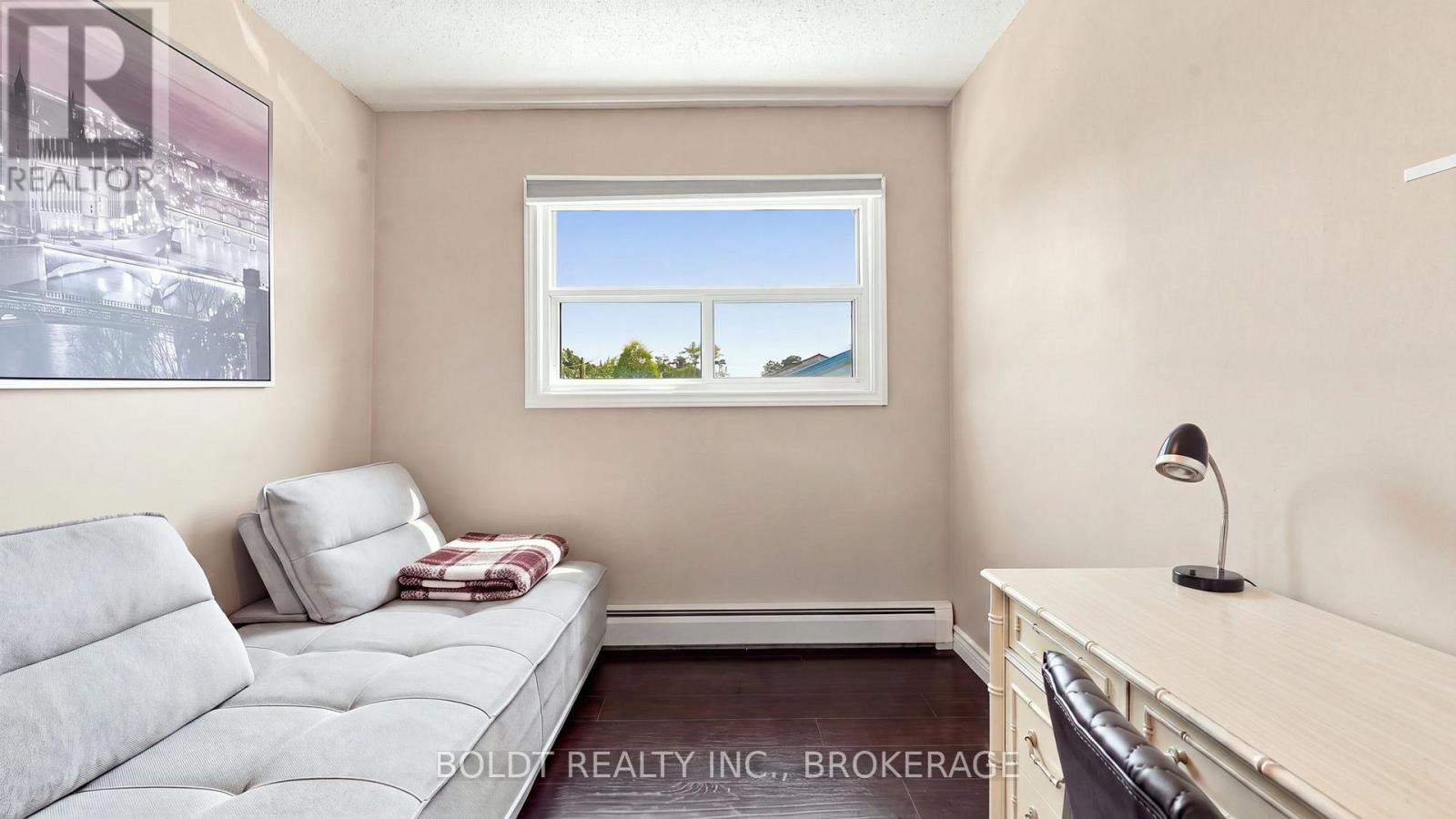 307 - 264 Oakdale Avenue Property Photo 17
