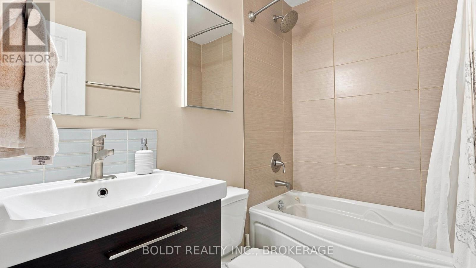 307 - 264 Oakdale Avenue Property Photo 20