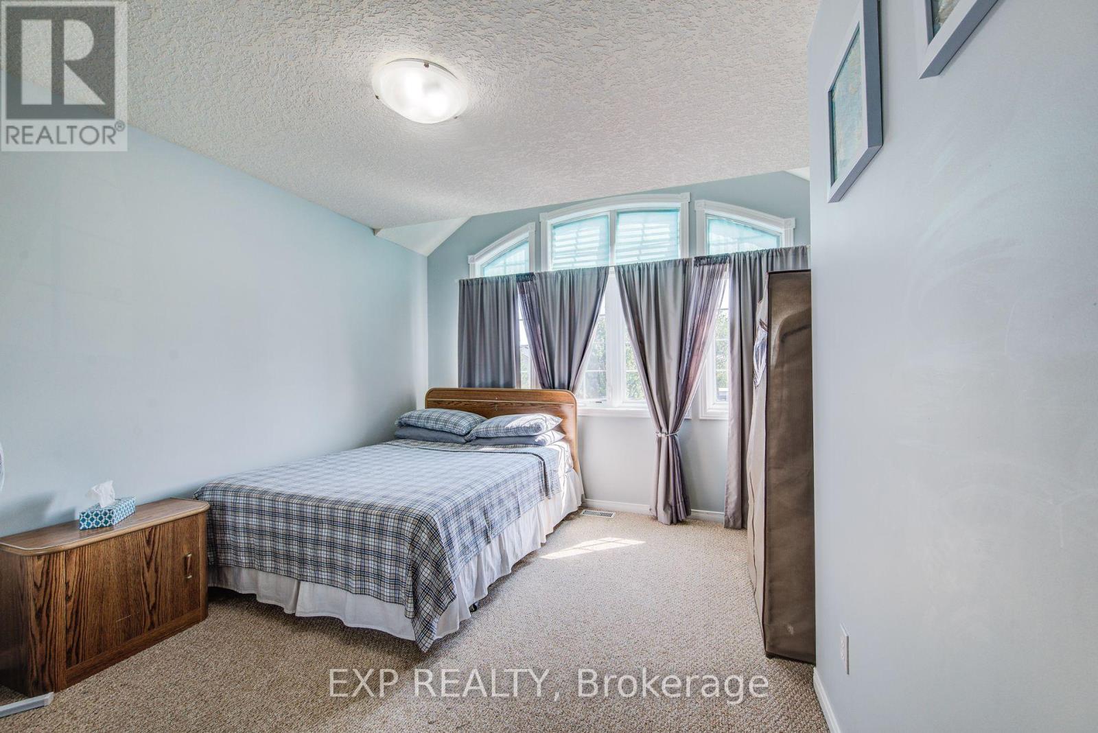 124 Udvari Crescent Property Photo 19