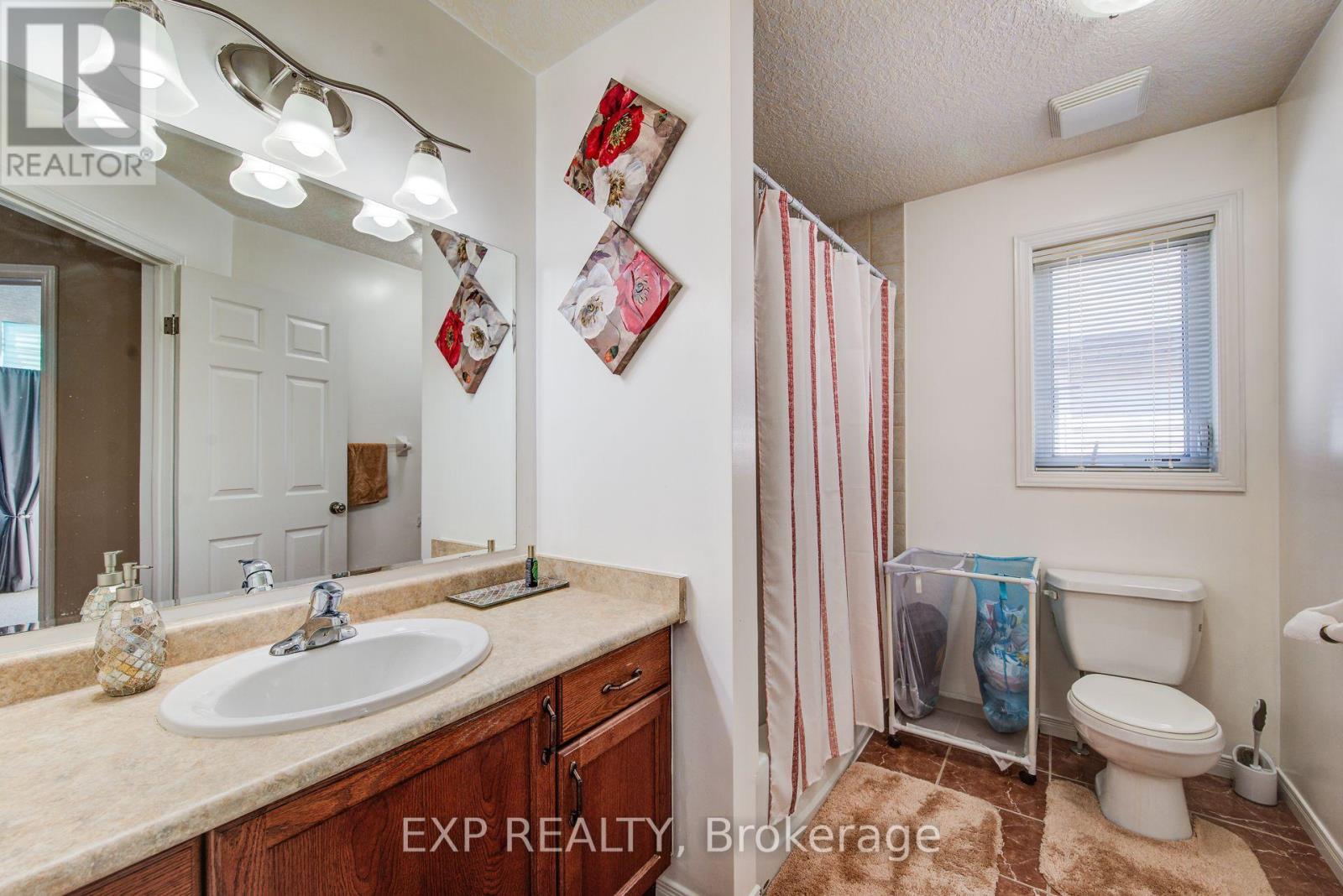 124 Udvari Crescent Property Photo 20