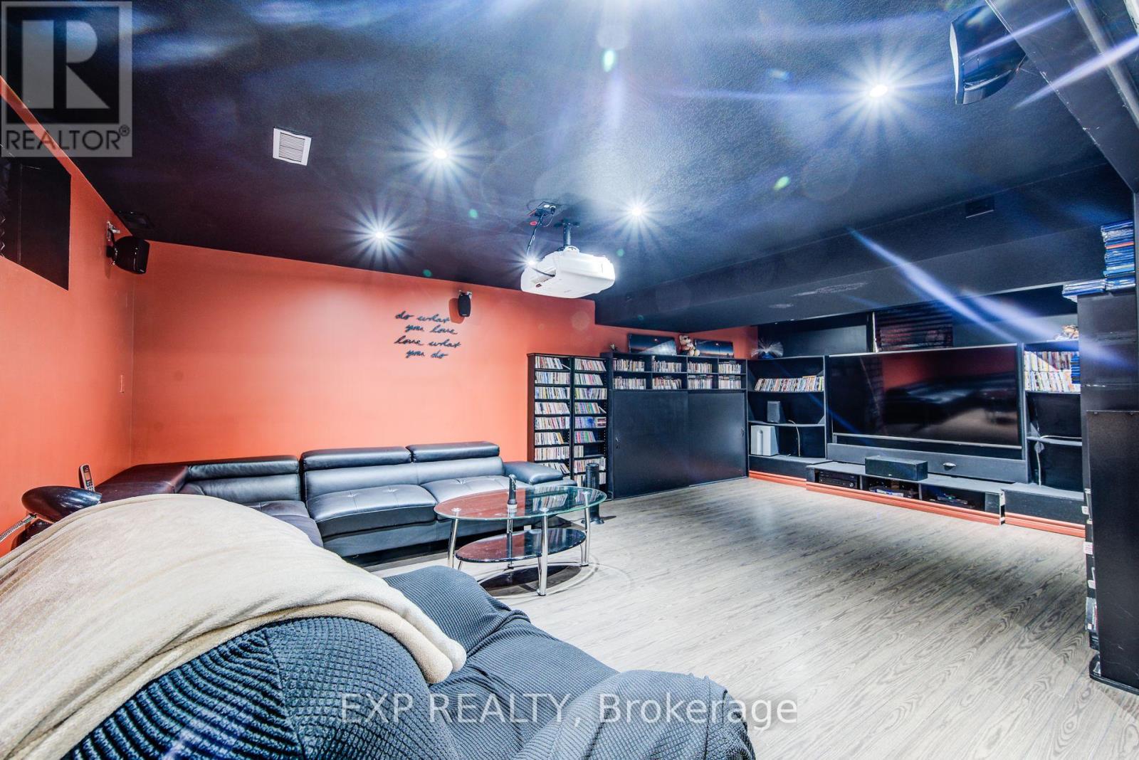 124 Udvari Crescent Property Photo 26