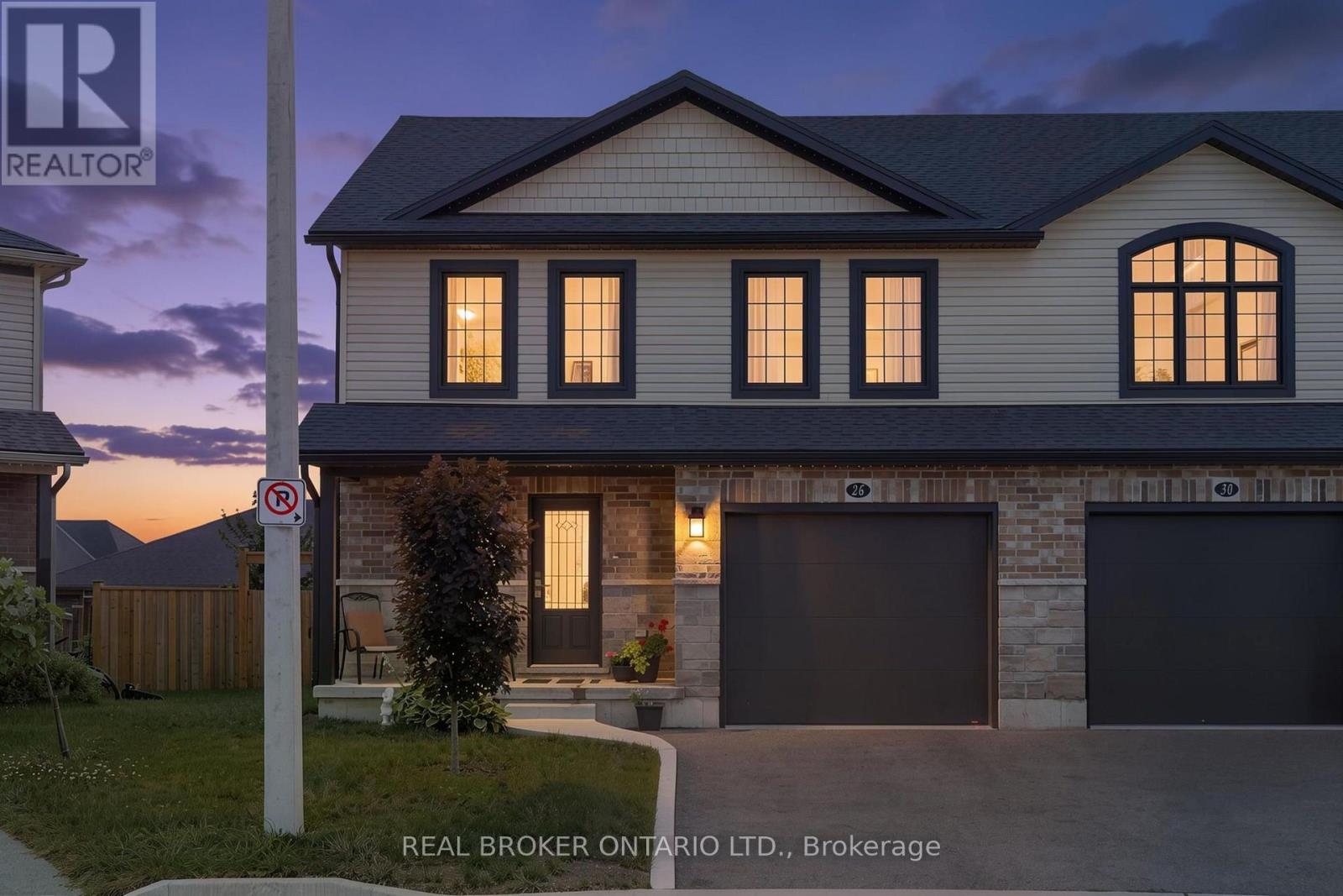 26 AMBER STREET Property Photo 1