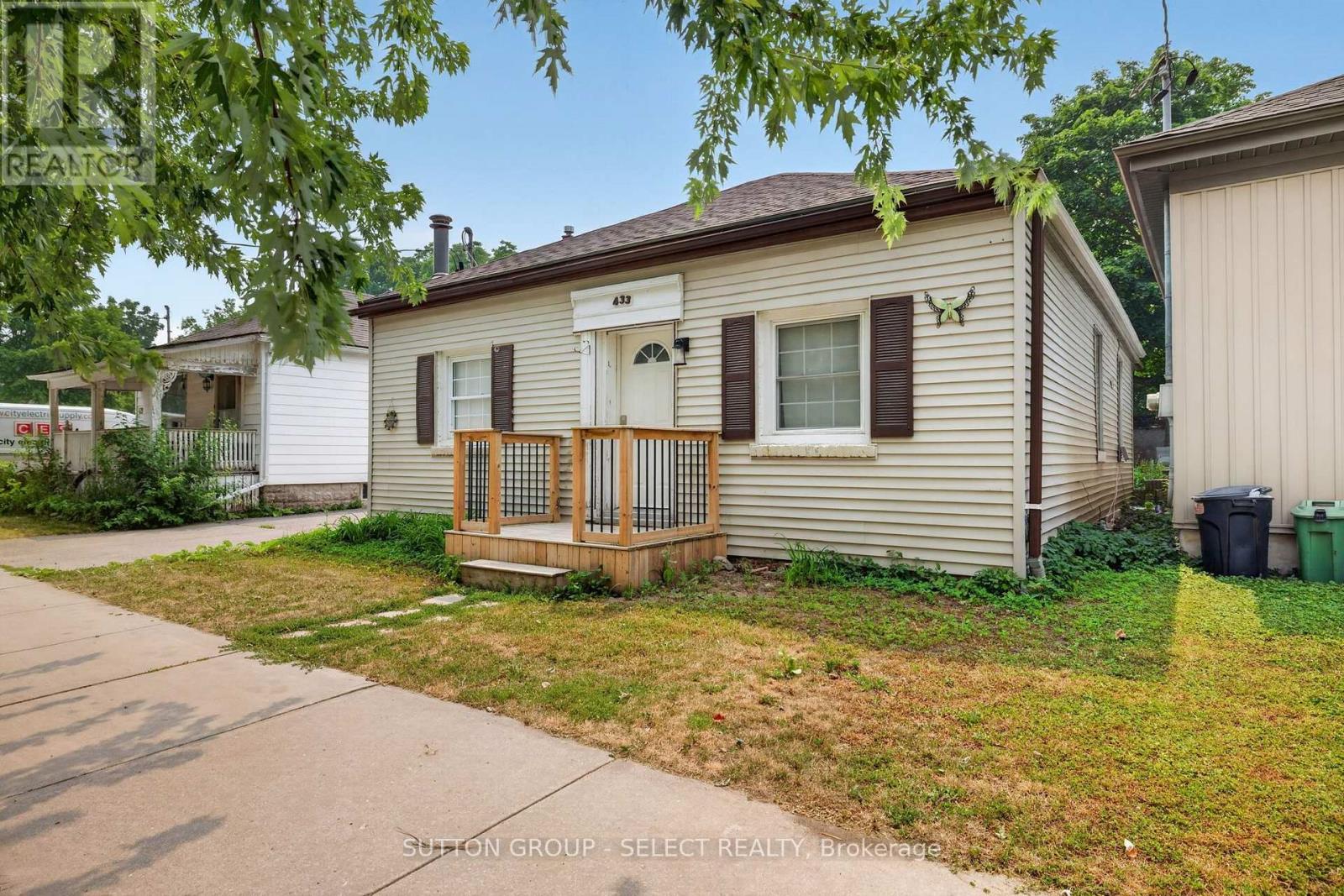 433 South Street Property Photo 1