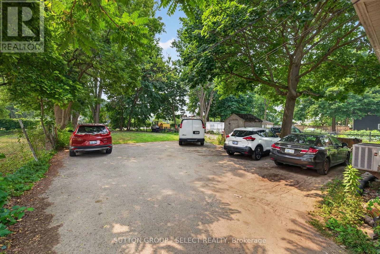 433 South Street Property Photo 13