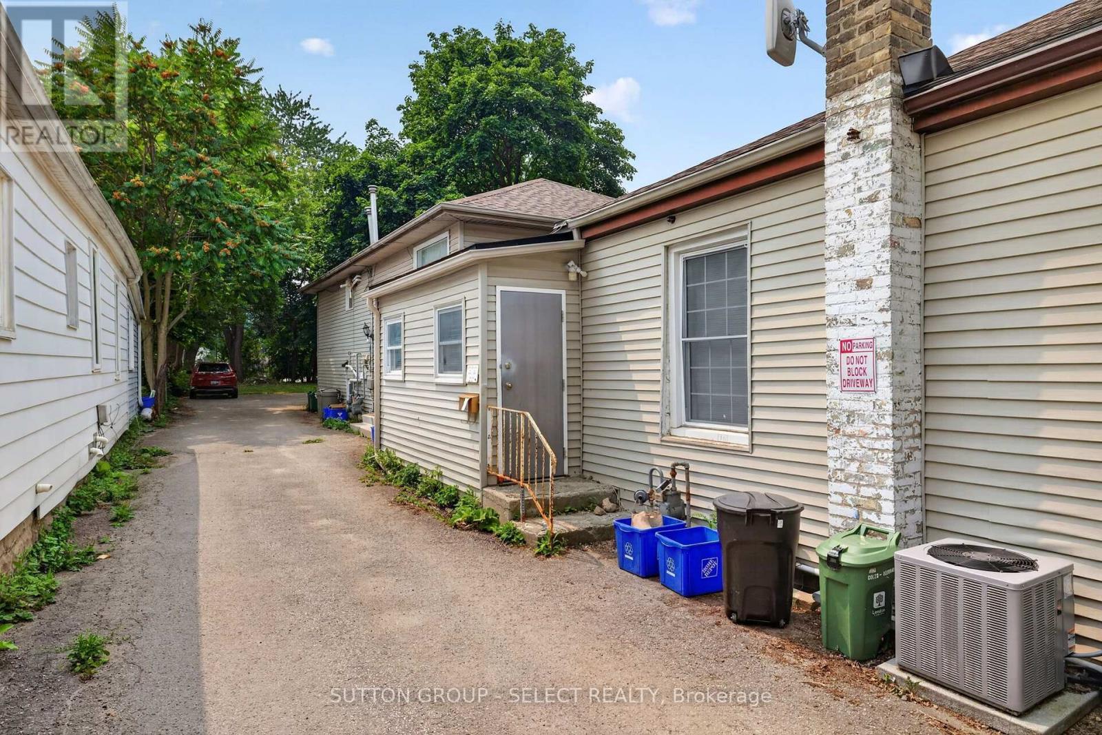 433 South Street Property Photo 18