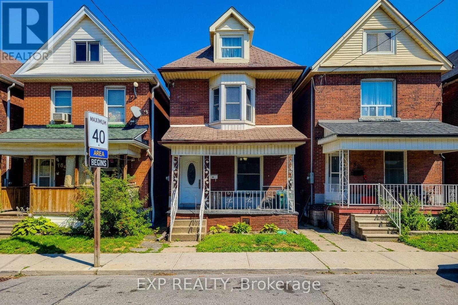 82 Gibson Avenue Property Photo 1