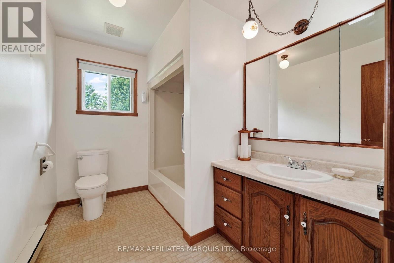 19485 Glen Road Property Photo 28