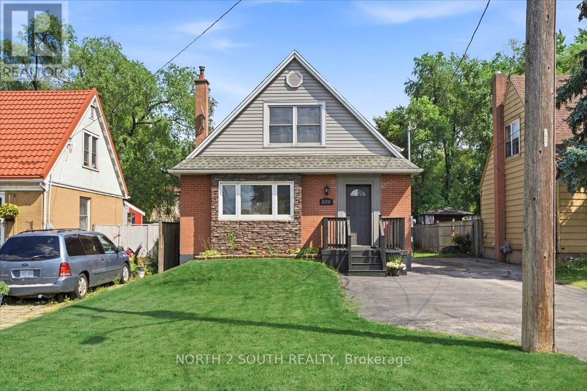 624 Brighton Avenue Property Photo 1