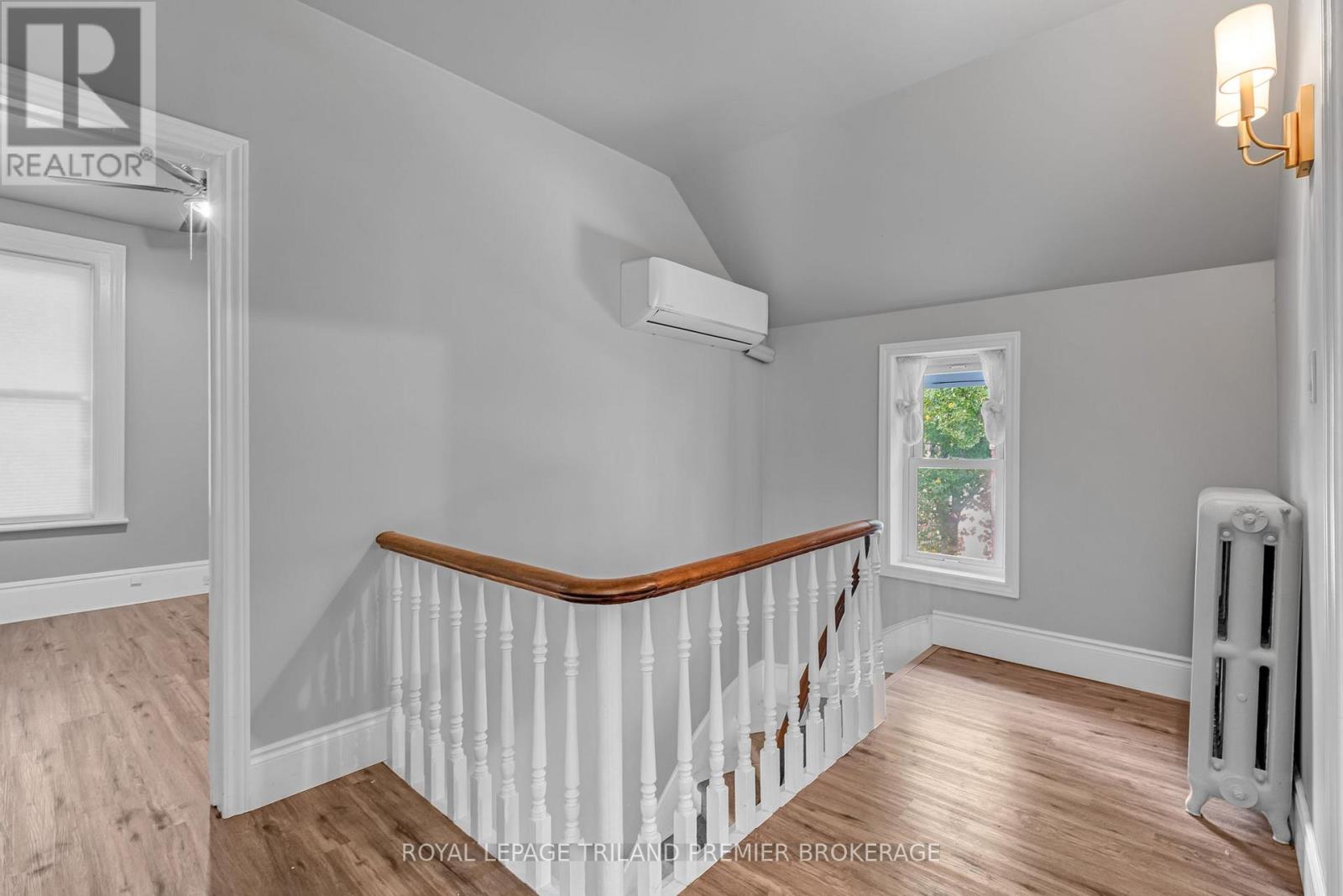 180 Alma Street Property Photo 21