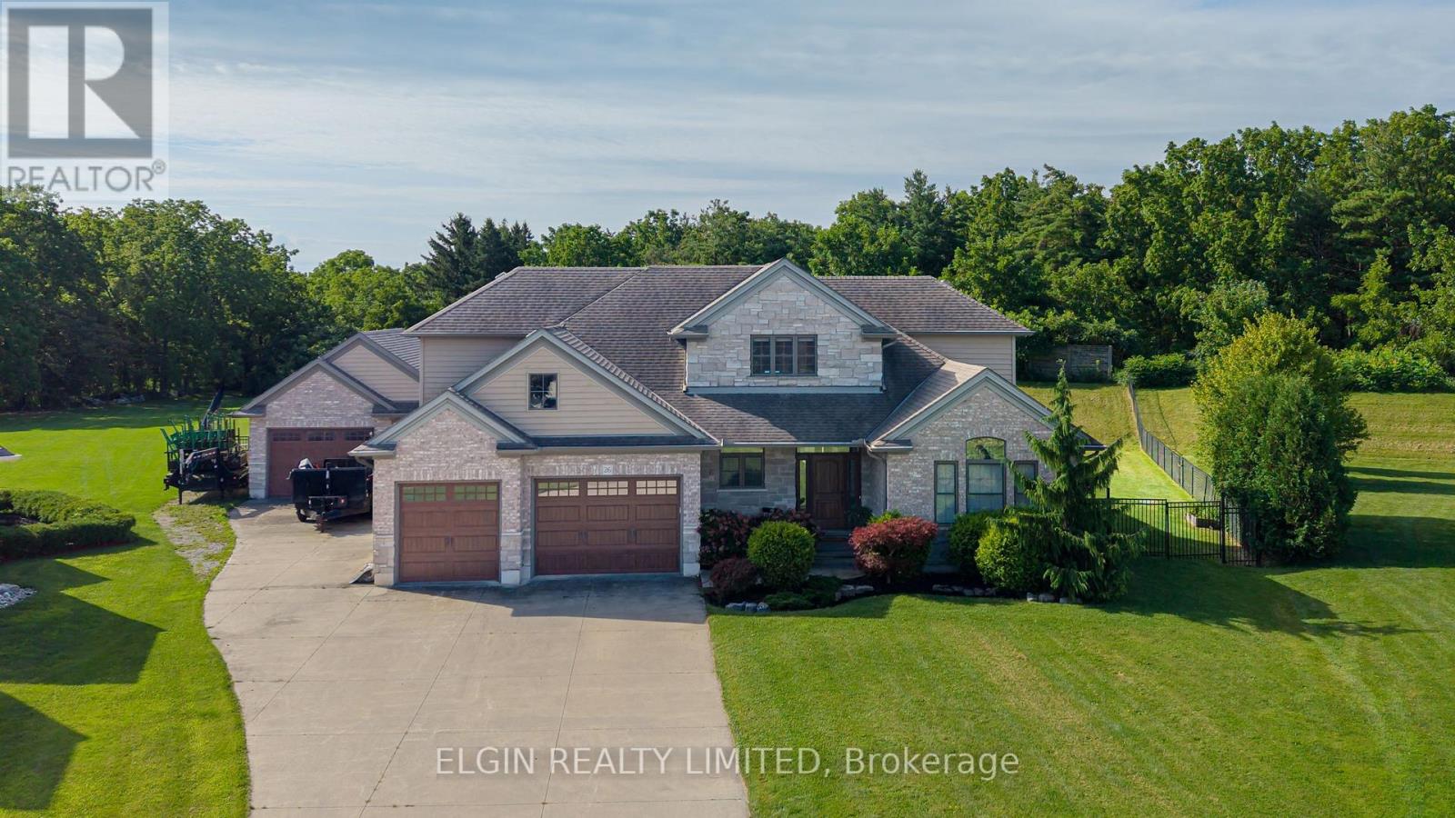 26 Blossom Ridge Property Photo 1