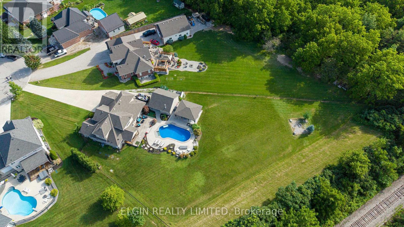 26 Blossom Ridge Property Photo 46