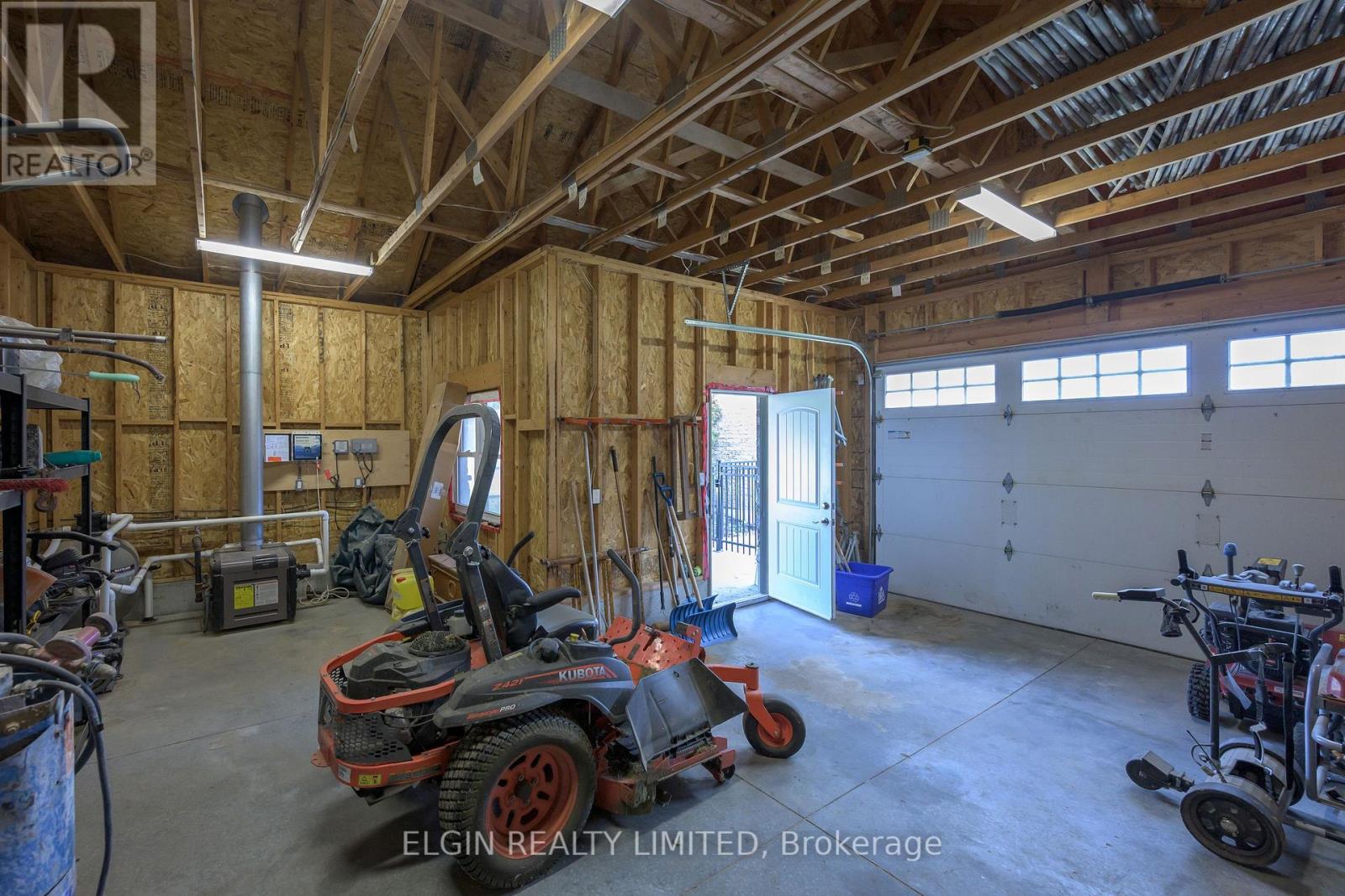 26 Blossom Ridge Property Photo 48