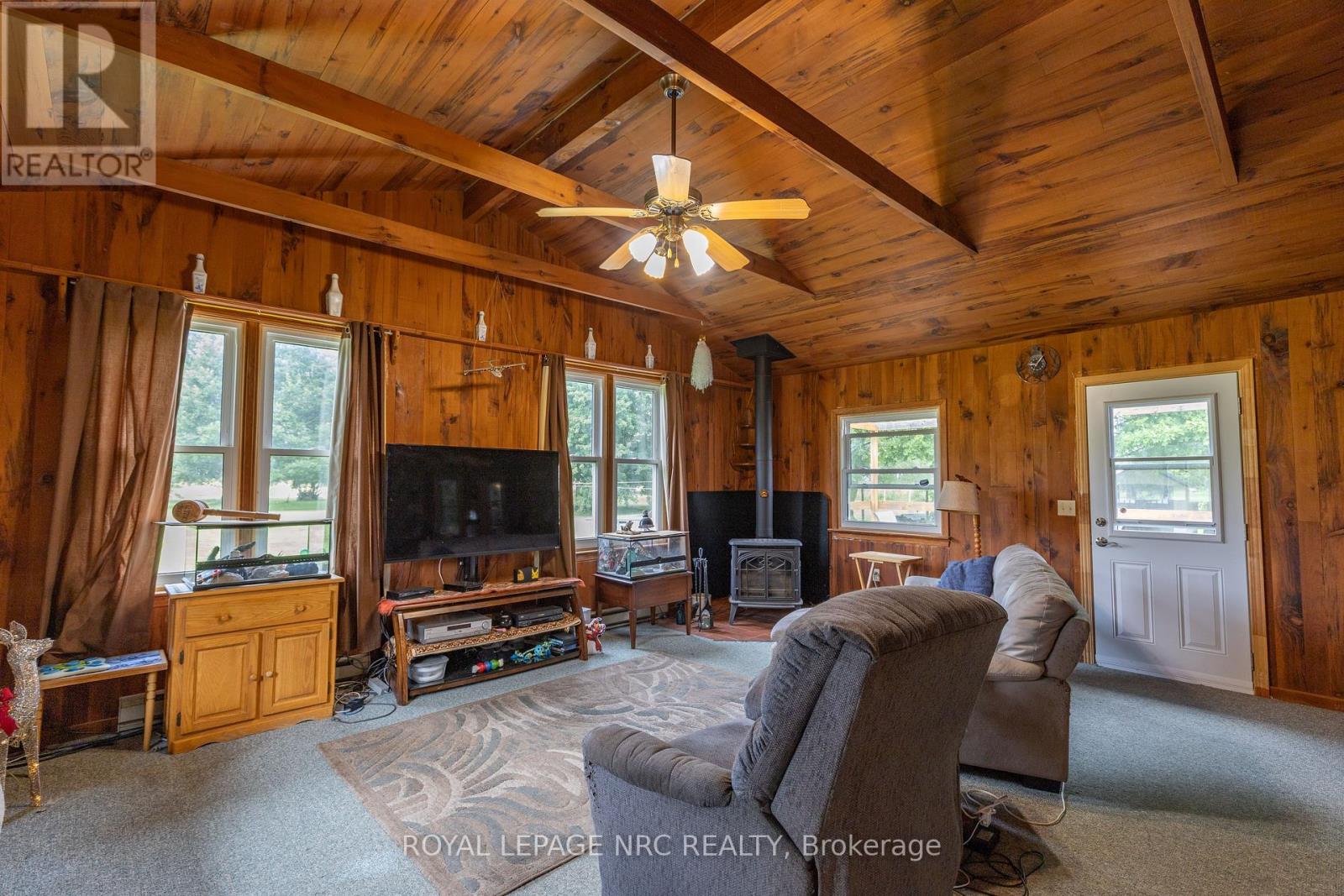 11284 Golf Course Road Property Photo 15