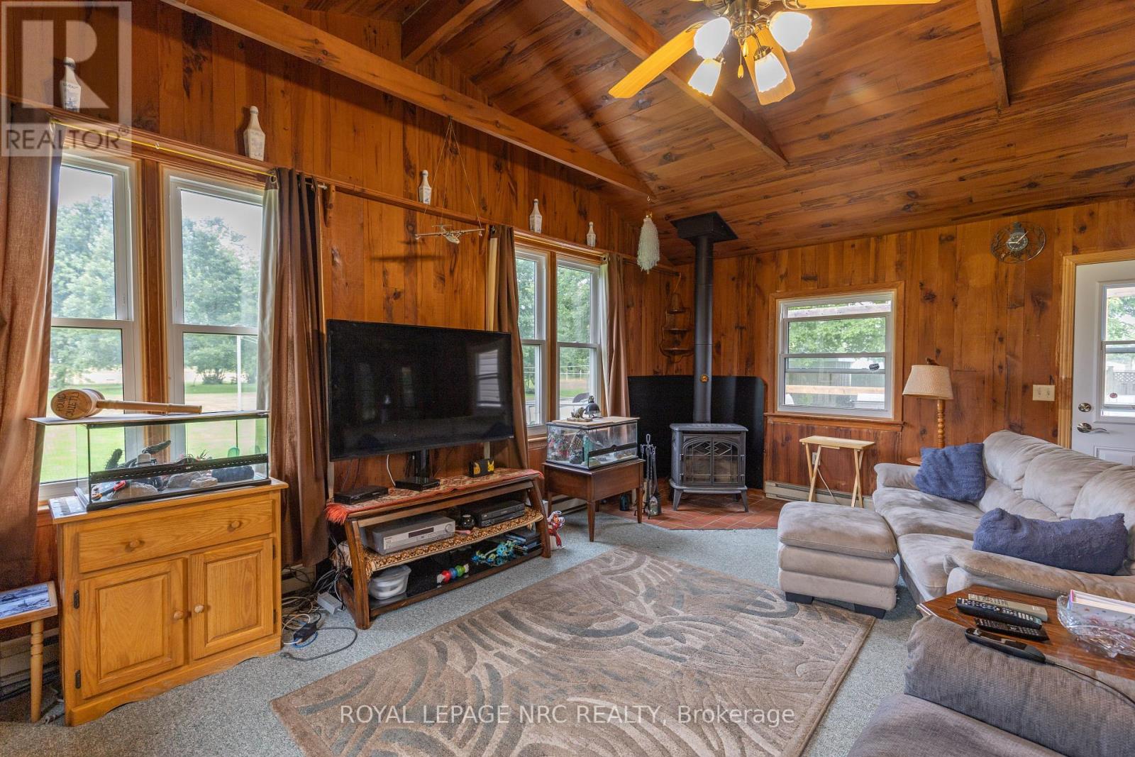 11284 Golf Course Road Property Photo 17