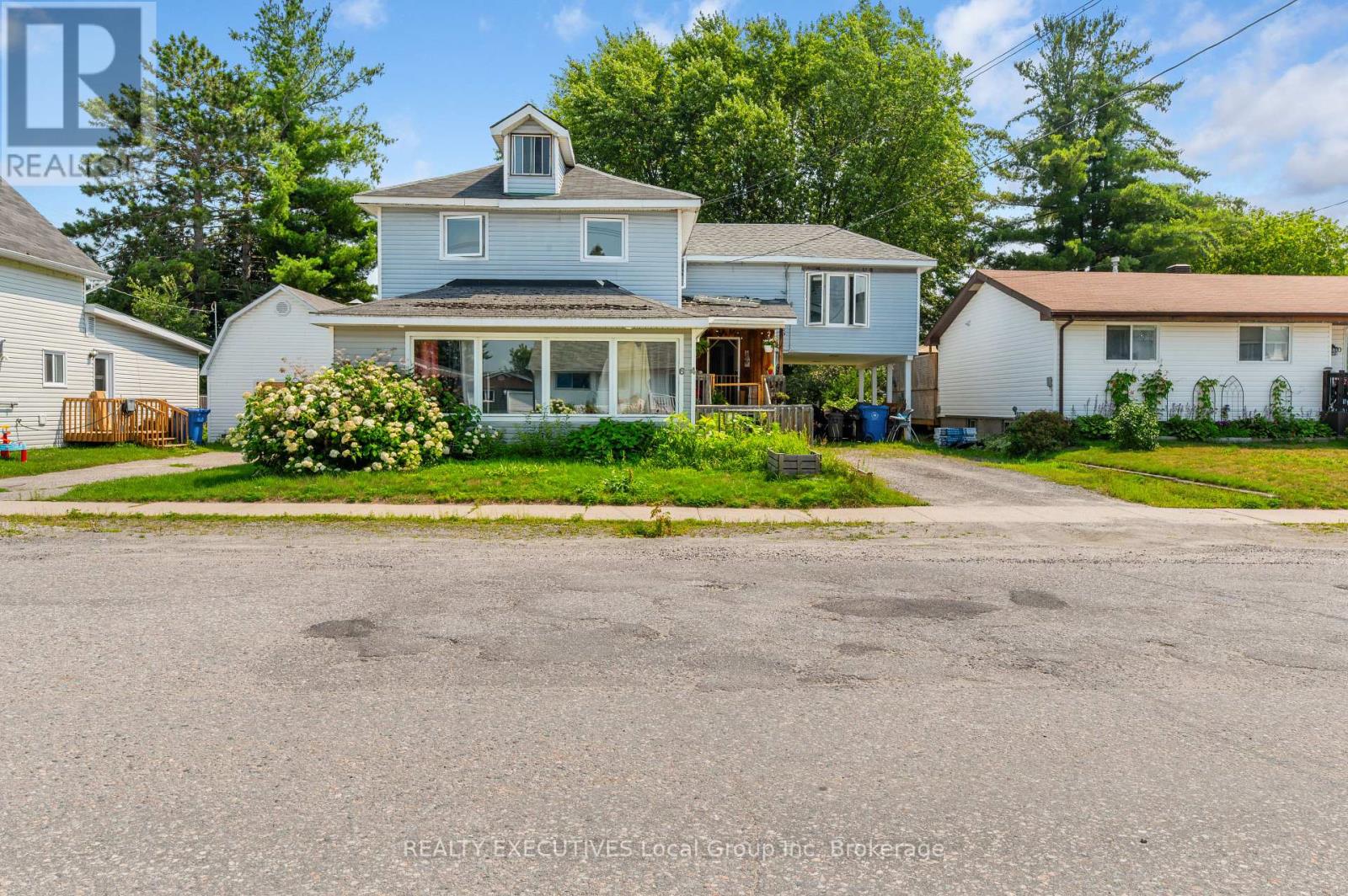 64 Nipissing Street Property Photo 1