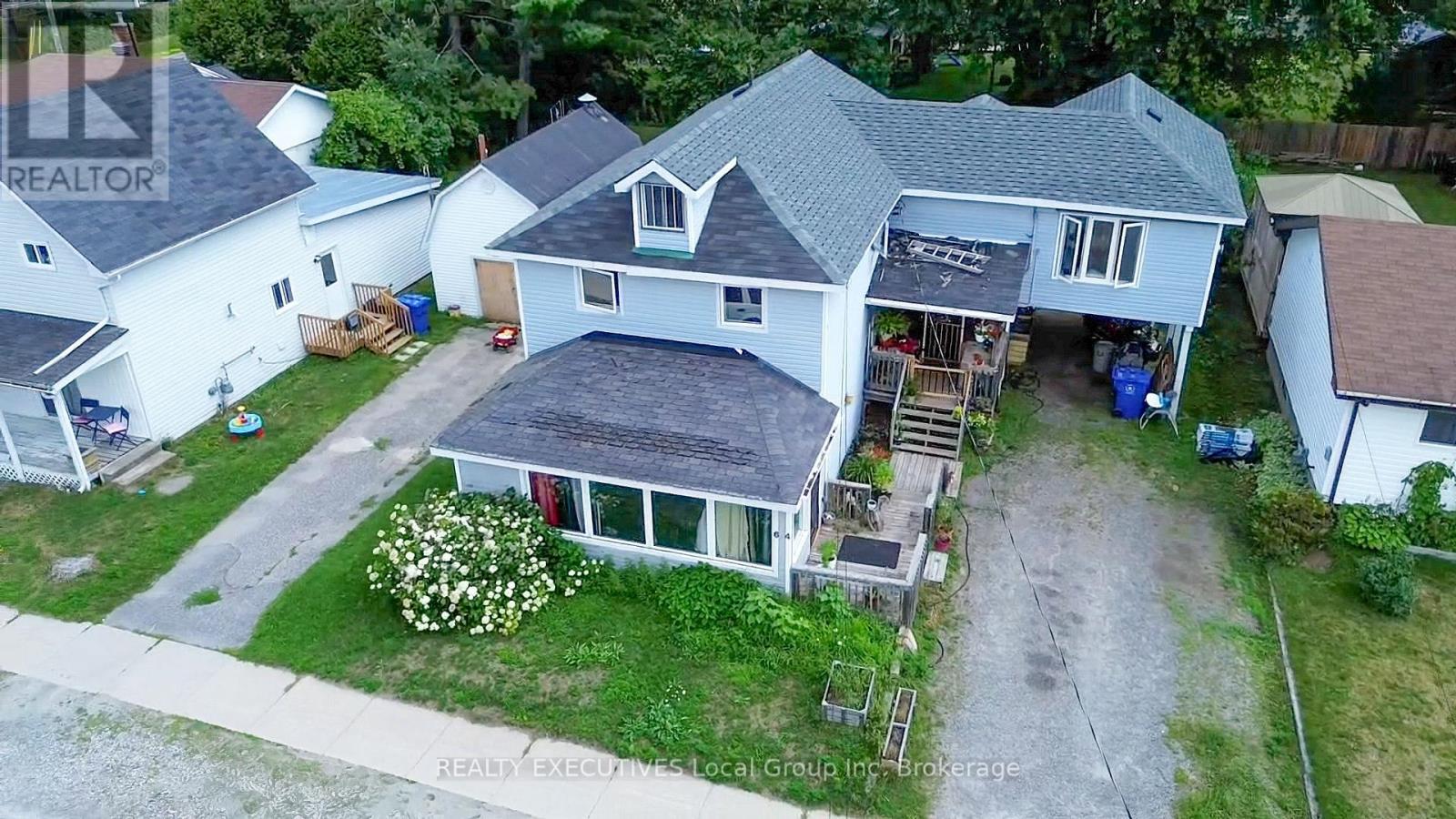 64 Nipissing Street Property Photo 8