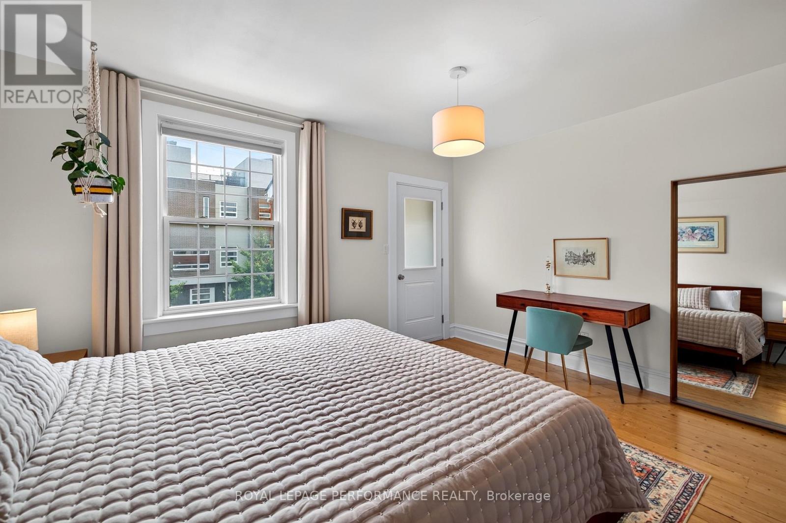 72 Springfield Road Property Photo 28
